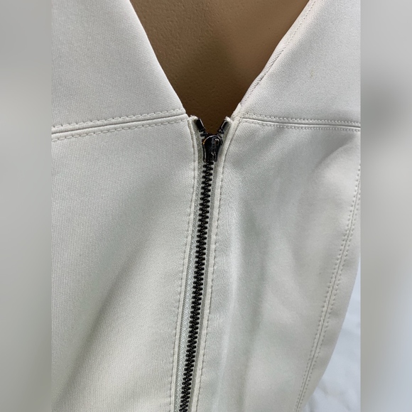 Vince Camuto Dress - Picture 8 of 8